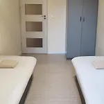 Tanie Noclegowanie Apartment *
