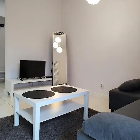 Apartment Tanie Noclegowanie *