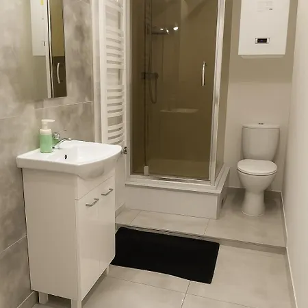 Lägenhet Tanie Noclegowanie *