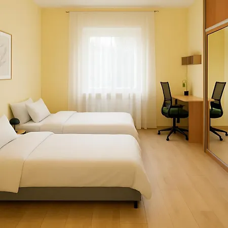 Lägenhet Tanie Noclegowanie *