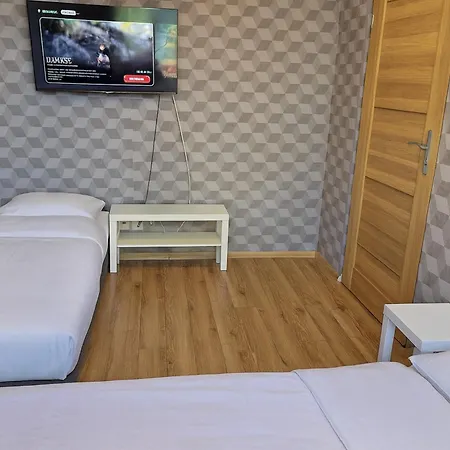 Tanie Noclegowanie Lägenhet *