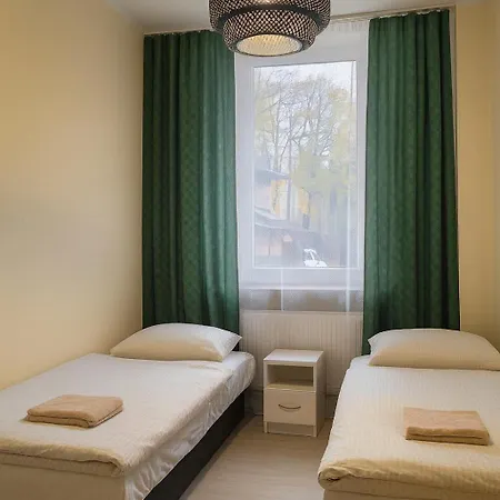 Lägenhet Tanie Noclegowanie *