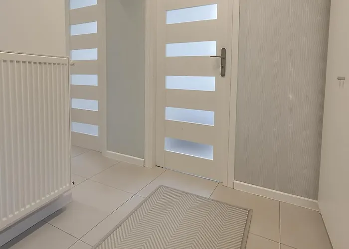 Apartment Tanie Noclegowanie *